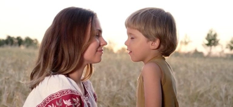 Колискова. Сни про квітучу Україну